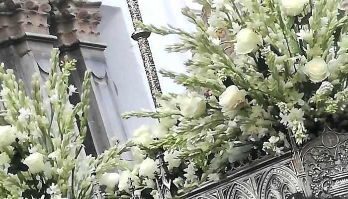 Iglesia De La Merced -  Abierto Ahora - Baza