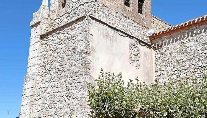 Iglesia De La Natividad De Nuestra Senora Iglesia Catolica - Cardeñajimeno