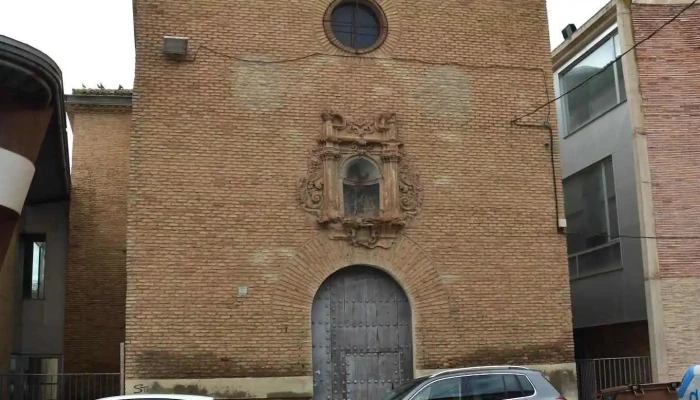 Iglesia De Las Capuchinas Escuela De Restauracion Iglesia - Huesca