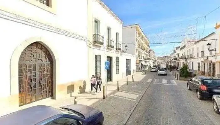 Iglesia De Las Hermanas Carmelitas De La Caridad De Vedruna -  Iglesia Catolica - Cabeza del Buey