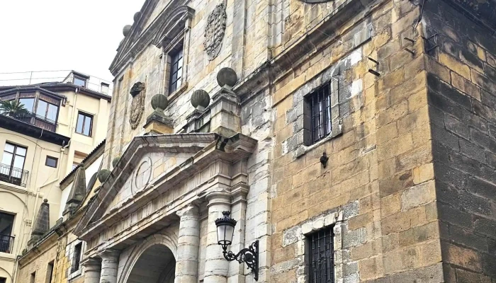 Iglesia De Los Santos Juanes -  Donde - bilbao