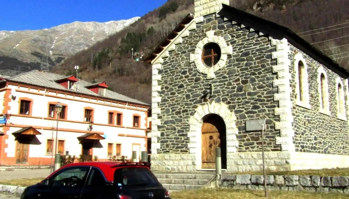 Iglesia de Nuestra Señora de Montserrat - Central De Cabdella