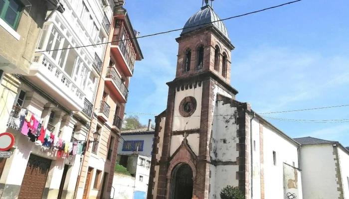 Iglesia De San Andres La Puela Allande Iglesia Catolica - Pola de Allande