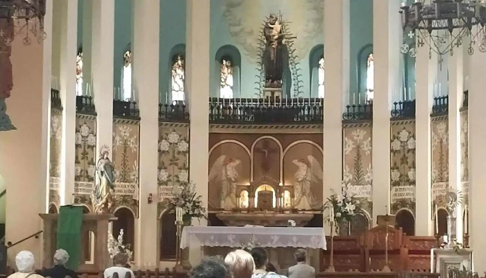 Iglesia De San Antonio De Padua -  Iglesia - Zaragoza