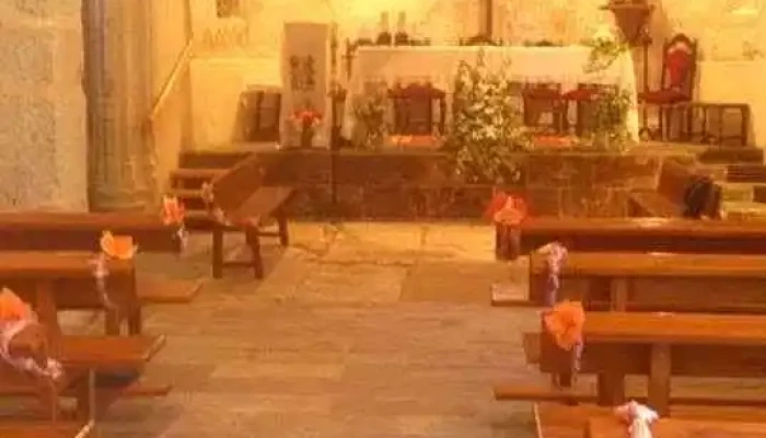 Iglesia De San Bartolome Iglesia - Navalafuente