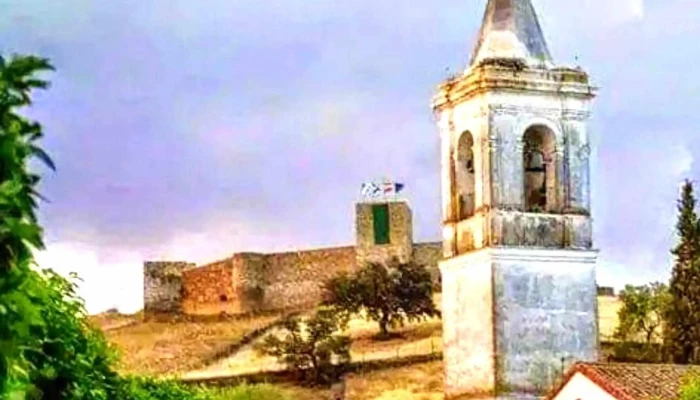 Iglesia De San Bartolome Instagram - El Real de la Jara