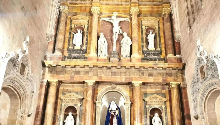 Iglesia De San Benito -  Abierto Ahora - Salamanca