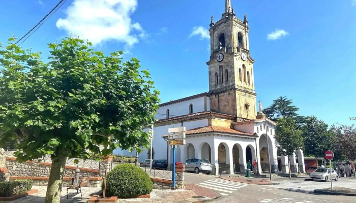 Iglesia De San Cristobal Iglesia Catolica - colunga