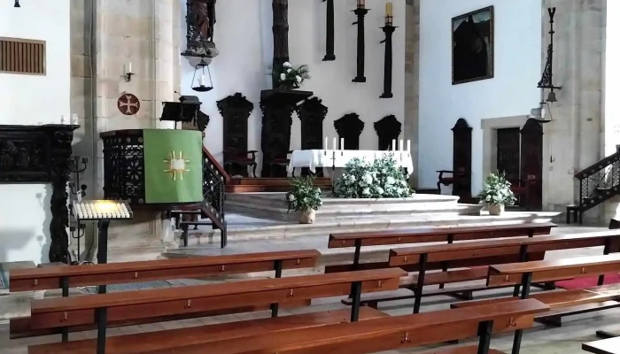 Iglesia De San Cristobal Iglesia - Comillas