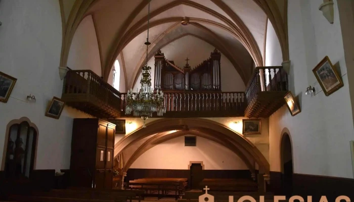 Iglesia De San Cristobal Iglesia - Navascués