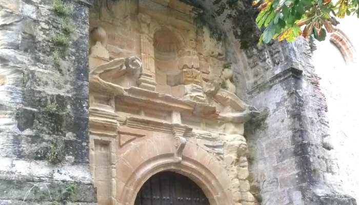 Iglesia De San Cristobal Puntaje - Comillas