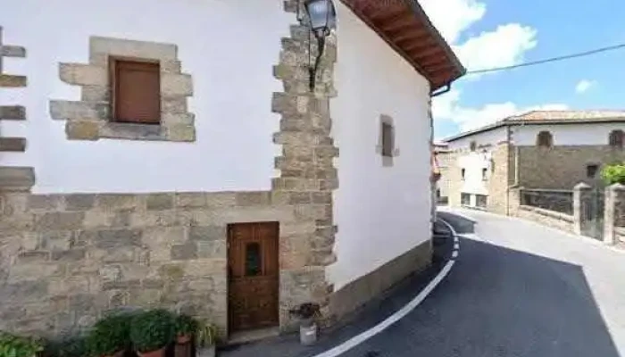 Iglesia De San Cristobal Telefono - Navascués