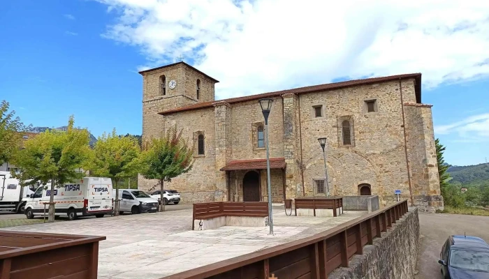 Iglesia De San Emeterio Y San Celedonio -  Lugar De Culto - Gibaja