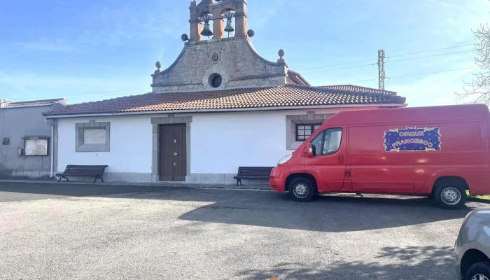 Iglesia De San Esteban De Las Cruces -  Iglesia Catolica - La Barraca