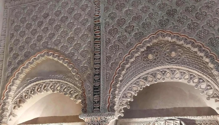 Iglesia De San Esteban -  Direccion - Cuéllar