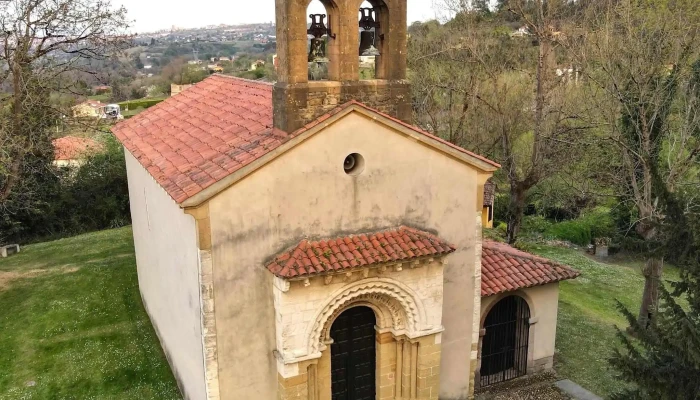 Iglesia De San Esteban -  Fotos - Sograndio