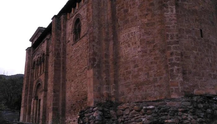 Iglesia De San Esteban -  Fotos - Corullón