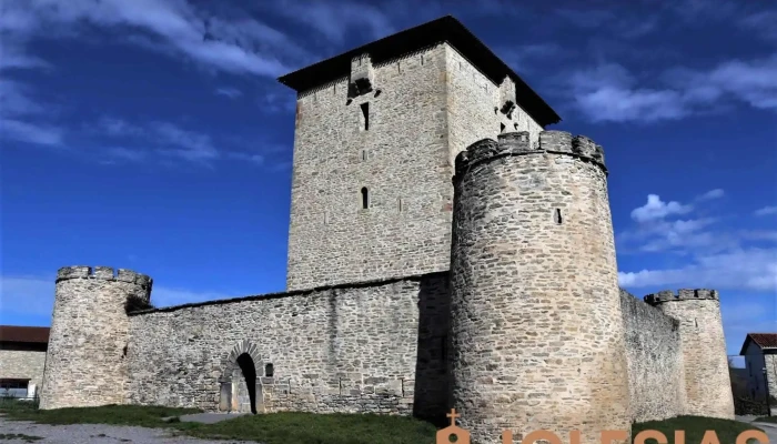 Iglesia De San Esteban -  Iglesia Catolica - Mendoza