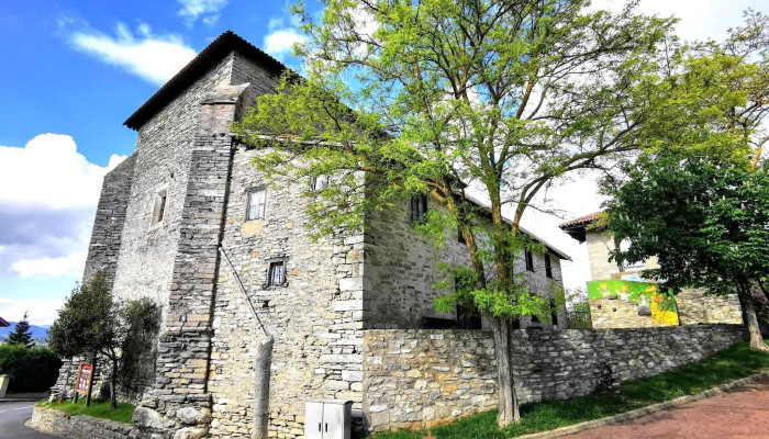 Iglesia De San Esteban -  Iglesia - Subijana de Álava