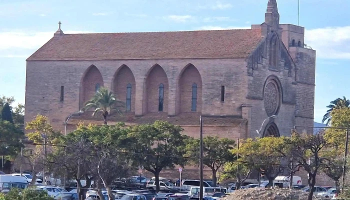 Iglesia De San Jaime De Alcudia -  Videos - Alcúdia