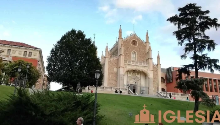 Iglesia De San Jeronimo Iglesia - Barriomartín