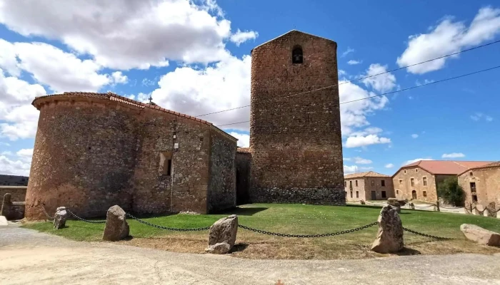 Iglesia De San Juan Bautista -  Iglesia Catolica - Aldealpozo