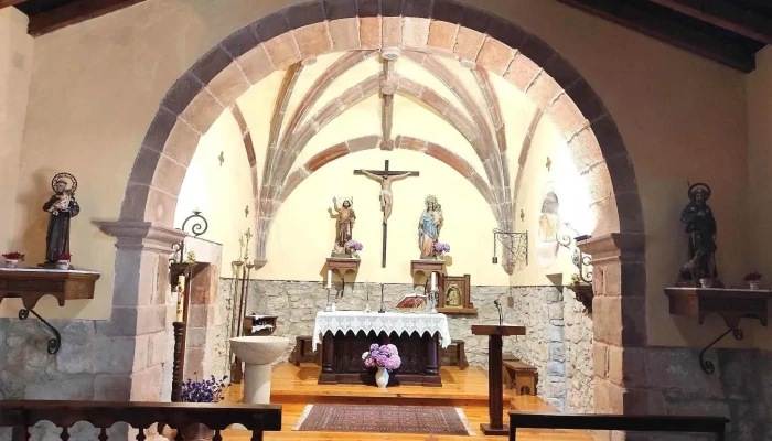 Iglesia De San Juan Bautista -  Iglesia - Helgueras