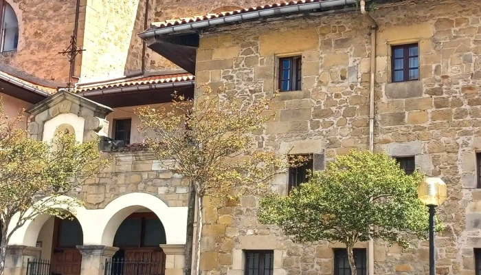 Iglesia de San Juan Bautista - Padres Franciscanos - Zarautz