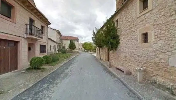 Iglesia De San Juan Bautista -  Sitio Web - Urueñas