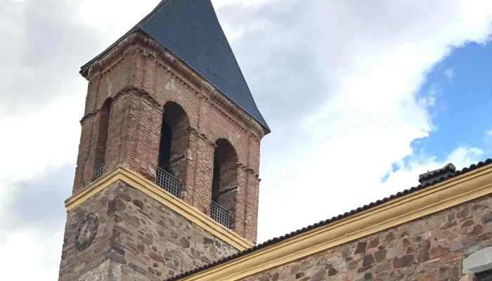 Iglesia De San Juan Bautista Sitio Web - Hospital de Órbigo