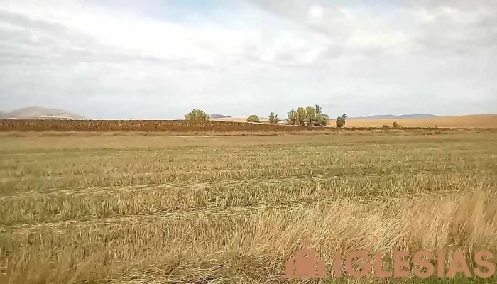 Iglesia De San Juan Bautista -  Videos - Buberos