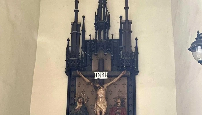 Iglesia De San Juan Evangelista -  Direccion - Ochagavía