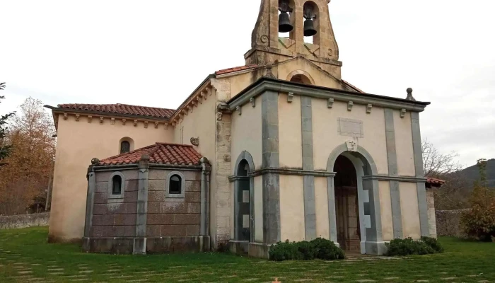 Iglesia De San Juan Evangelista -  Iglesia Catolica - Priorio