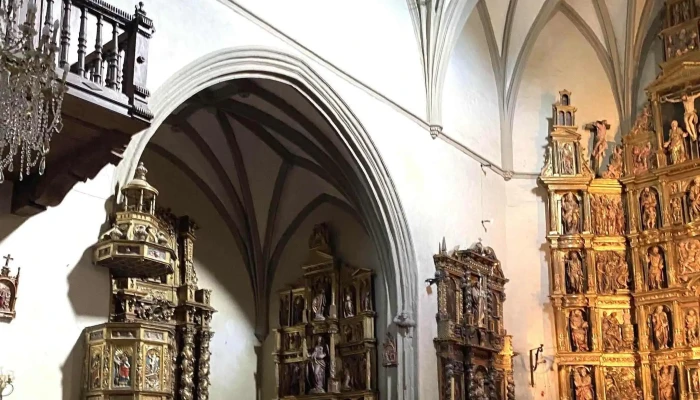 Iglesia De San Juan Evangelista -  Opiniones - Ochagavía
