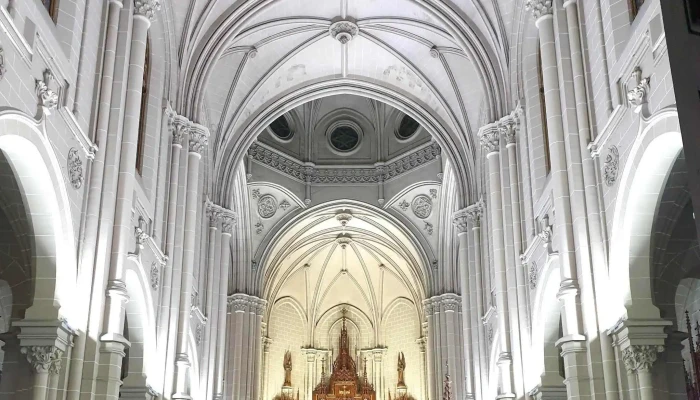 Iglesia De San Juan Y San Vicente Martir Numero - Valencia