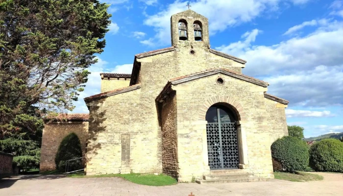 Iglesia de San Julián de los Prados - Santullano - Oviedo