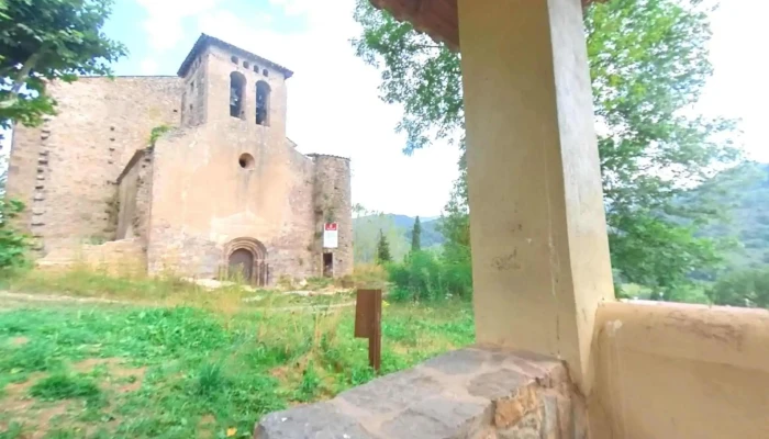 Iglesia De San Julian Direccion - Vallfogona de Ripollès