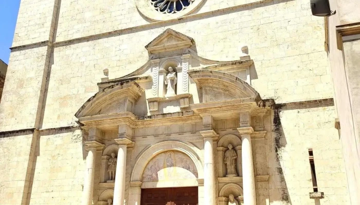 Iglesia De San Julian Iglesia Catolica - L'arboç