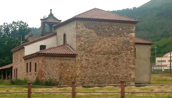 Iglesia De San Martin De Rianu Iglesia - Langreo