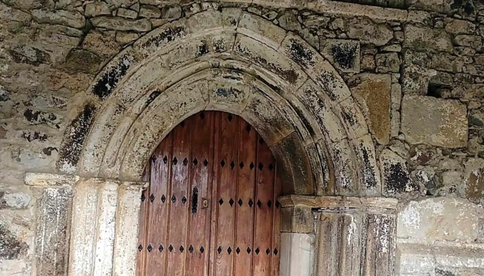 Iglesia De San Martin De Tours Abierto Ahora - Triollo