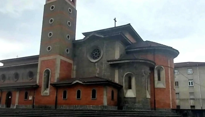 Iglesia De San Martin De Tours Sotrondio Puntaje - San Martín del Rey Aurelio