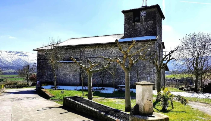 Iglesia De San Martin Iglesia - Sendadiano