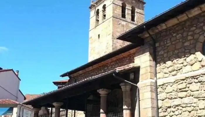 Iglesia De San Martin Iglesia - cabezón de la sal