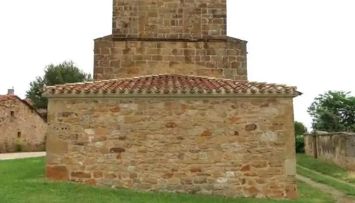 Iglesia de San Miguel Arcángel. - Fuentecantos