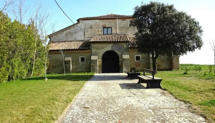 Iglesia De "san Miguel Arcángel" - Melgar De Arriba