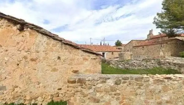 Iglesia De San Miguel Arcangel Telefono - Fuentecantos