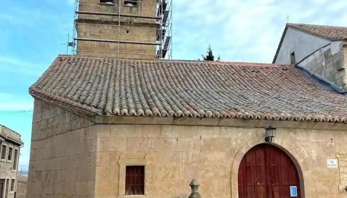 Iglesia de San Miguel Arcángel - Villamayor