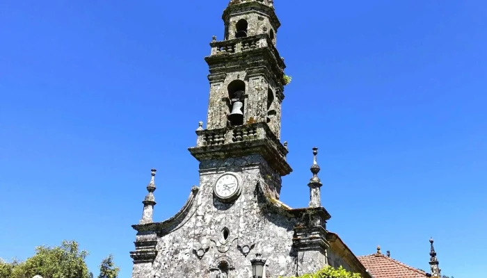 Iglesia de San Miguel de Carballedo - A Igrexa