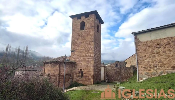 Iglesia De San Miguel -  Iglesia Catolica - Neila