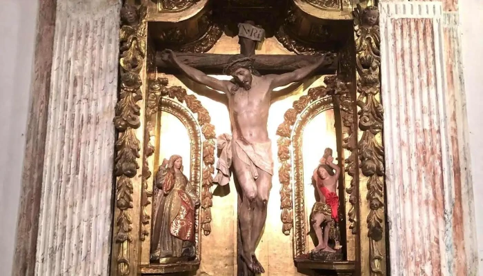 Iglesia De San Nicolas De Bari Iglesia Catolica - Casas de Millán